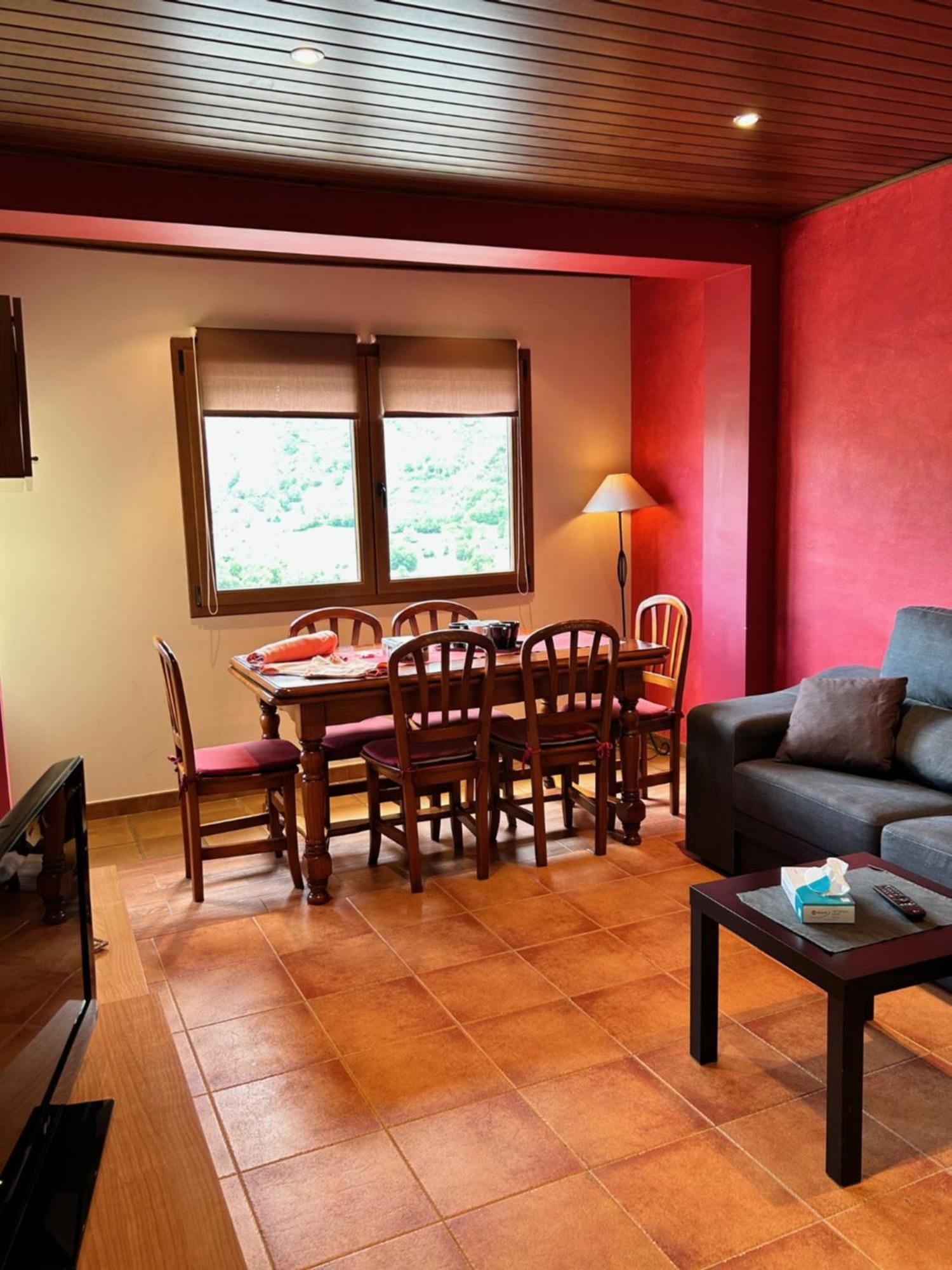 Apartaments Arenys De Boi โบอี ภายนอก รูปภาพ