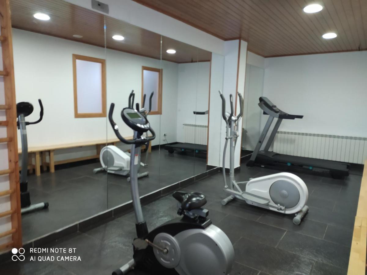Apartaments Arenys De Boi โบอี ภายนอก รูปภาพ