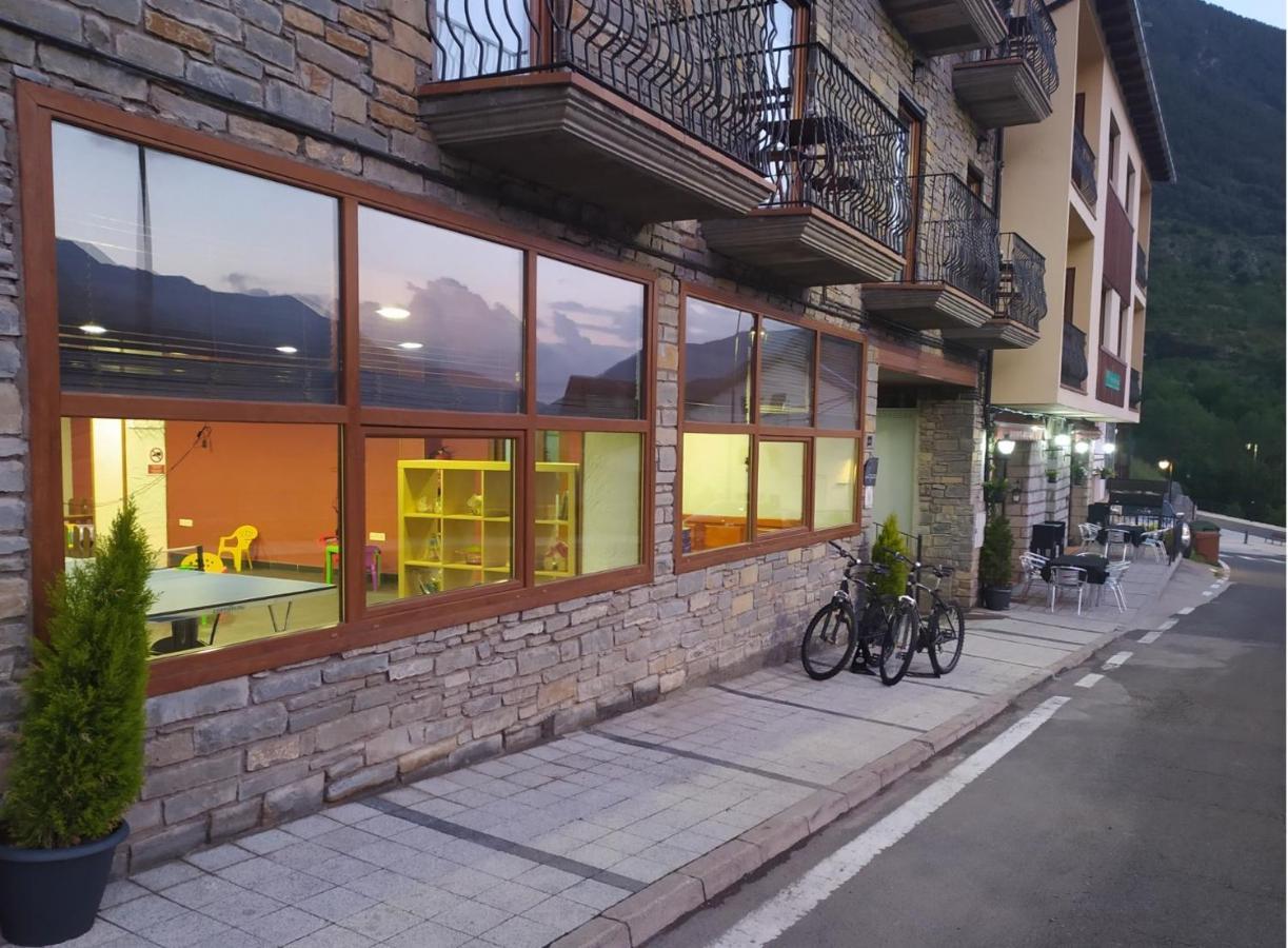 Apartaments Arenys De Boi โบอี ภายนอก รูปภาพ